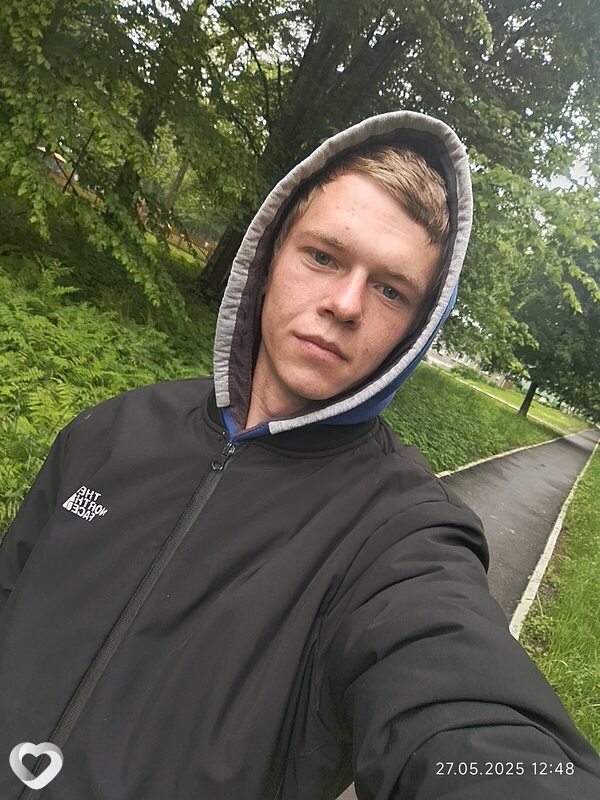 Иван, 23, Калинковичах — анкета №4468075