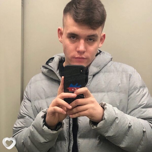 Тэймур, 21, Ижевске — анкета №4469583