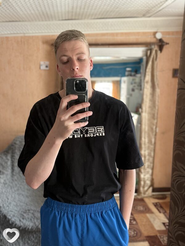 Данила, 25, Москве — анкета №4470293