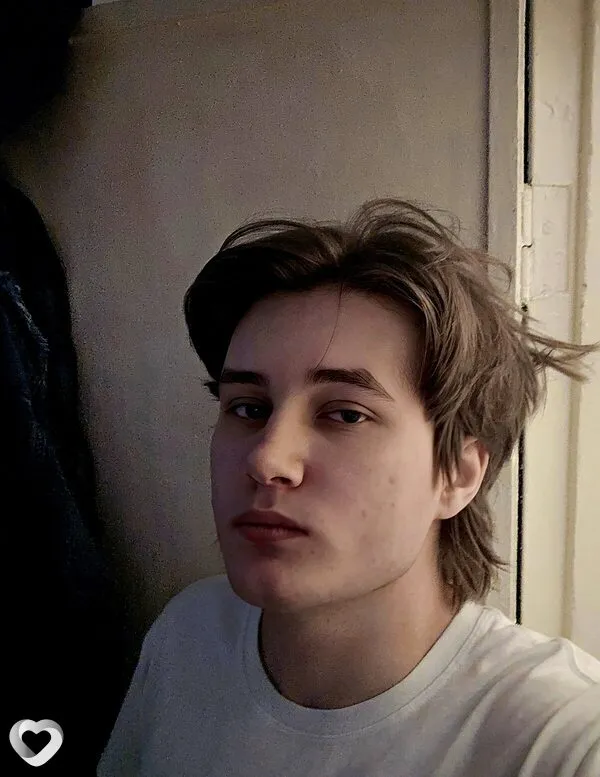 Юрий, 18, Москве — анкета №4470190