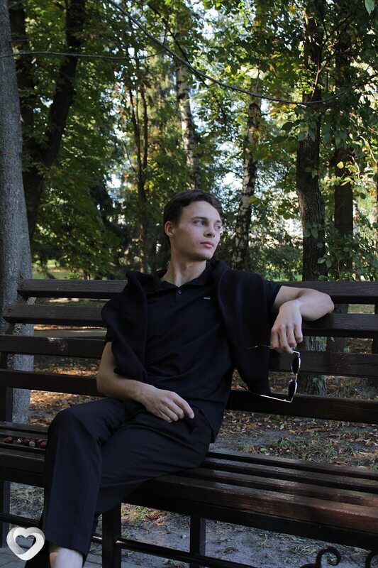 Андрей, 24, Белогорске — анкета №4470526