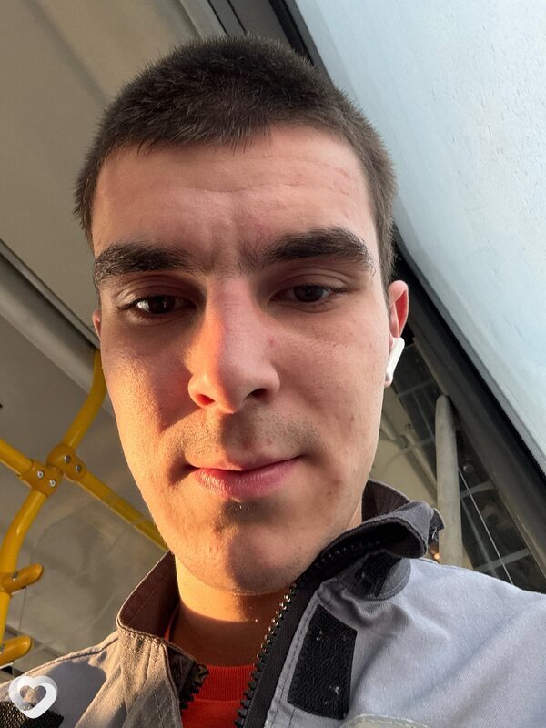 Максим, 21, Красноярске — анкета №4471003