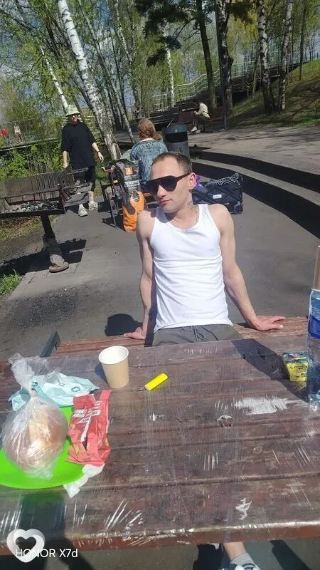 Валентин, 31, Москве — анкета №4471473