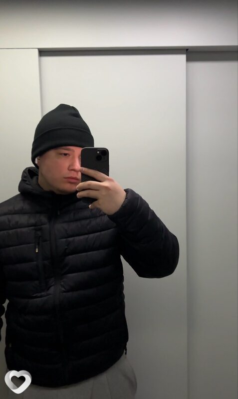 Антон, 19, Тюмени — анкета №4472779