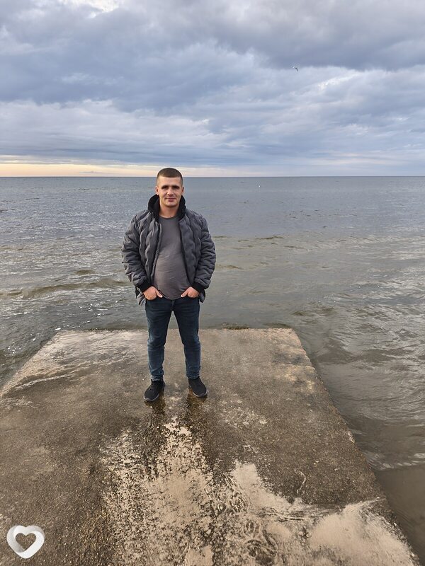 Oleksandr, 27, Ровно — анкета №4473896