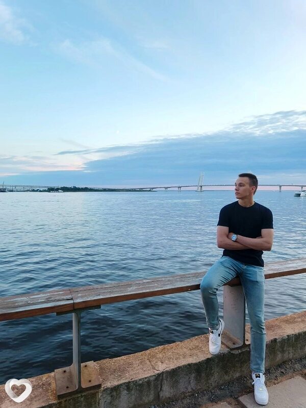 Олег, 20, Санкт-Петербурге — анкета №4475286