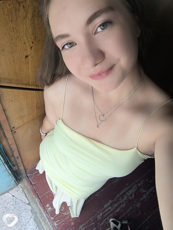 Лиза, 19, Омске — анкета №4475916