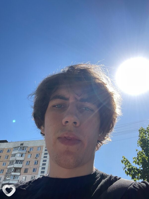Илья, 20, Брянске — анкета №4476053