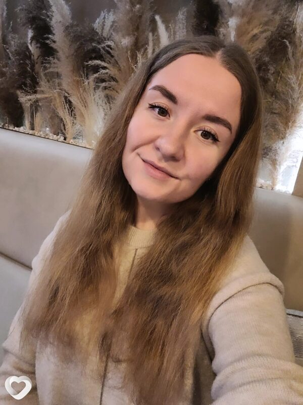 Аня, 26, Новомосковске — анкета №4476396