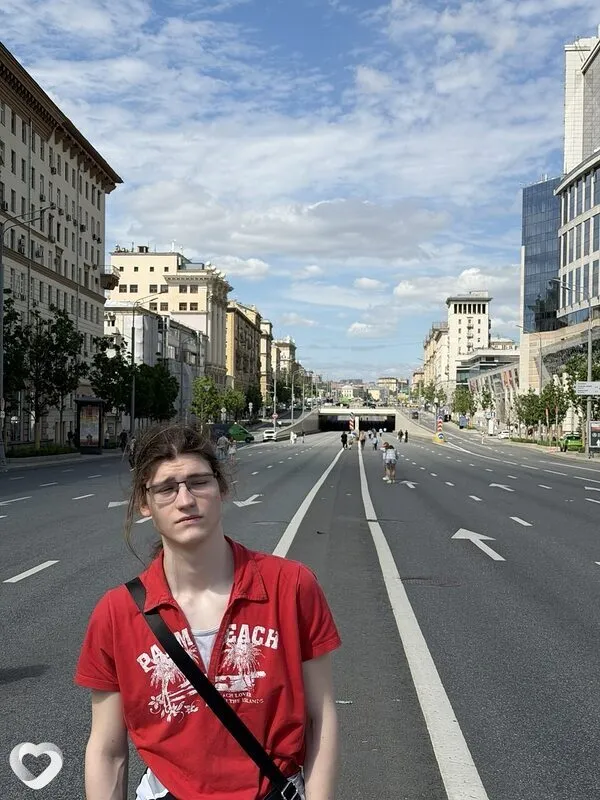 Дмитрий, 19, Москве — анкета №4477300