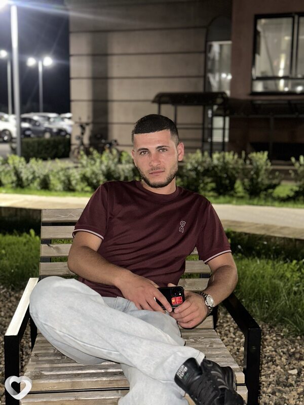 Давид, 28, Кирове — анкета №4478418