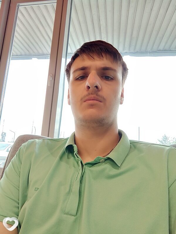 Roman, 18, Красноярске — анкета №4478636