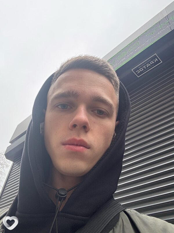 Дима, 22, Харькове — анкета №4479028