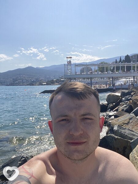 Антон, 26, Речице — анкета №4479005