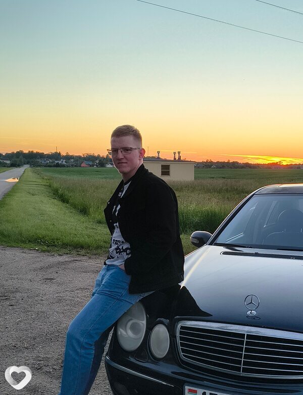 Даник, 21, Гродно — анкета №4479579