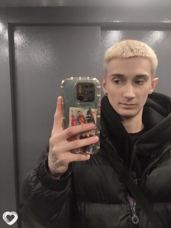 Даня, 19, Москве — анкета №4479907