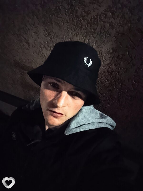 Виктор, 26, Кингисеппе — анкета №4480767