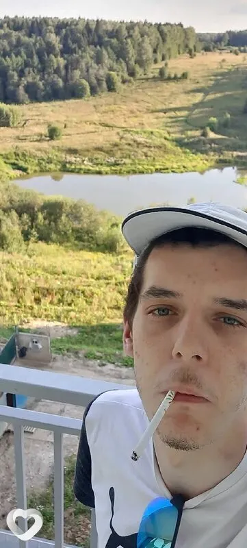 Антон, 21, Москве — анкета №4481063