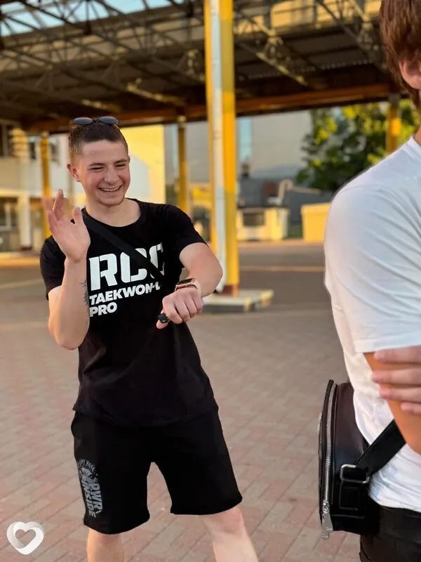 Михаил, 20, Москве — анкета №4482527