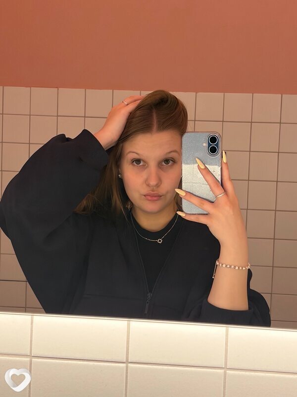 Катя, 18, Екатеринбурге — анкета №4482666
