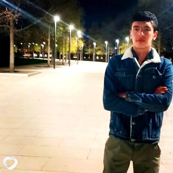 Али, 21, Новороссийске — анкета №4483029