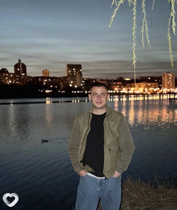 Михаил, 32, Донецке — анкета №4483093