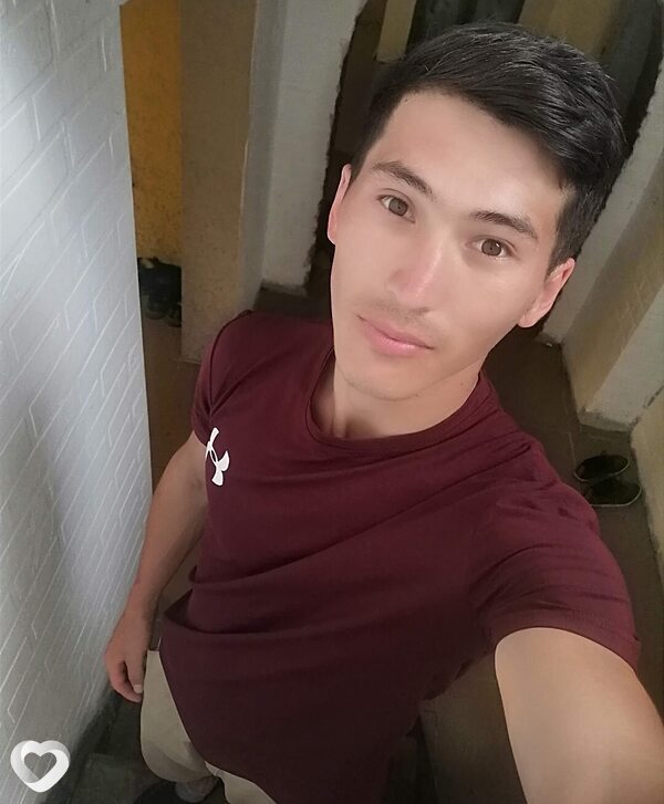 Шахбоз, 27, Екатеринбурге — анкета №4483328