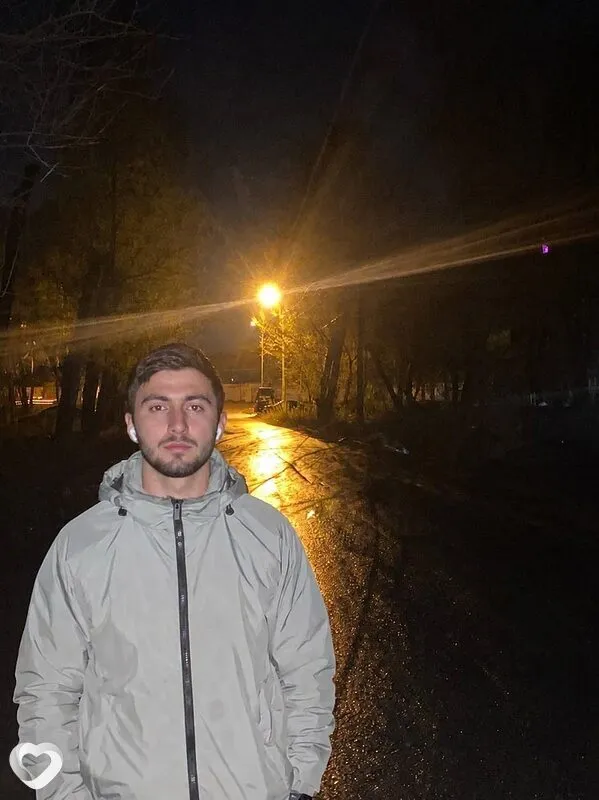 Руслан, 22, Бийске — анкета №4483557