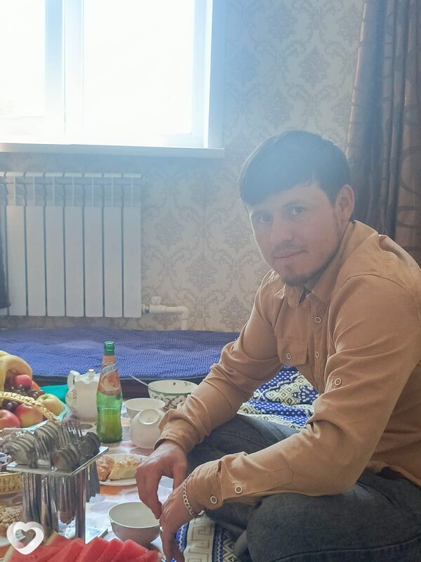 Омар, 27, Усолье-Сибирское — анкета №4483751