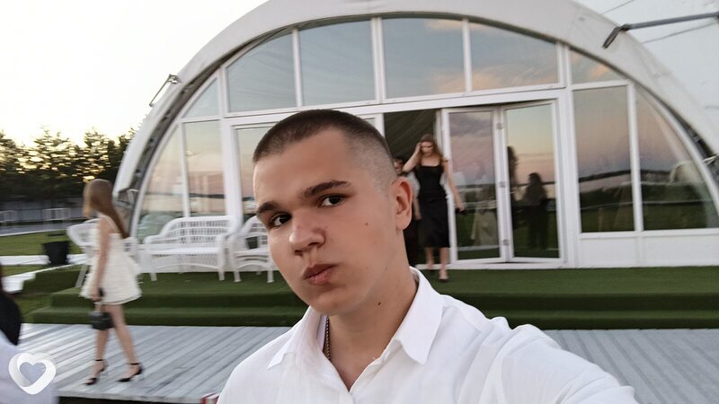 Кирилл, 18, Тюмени — анкета №4483859