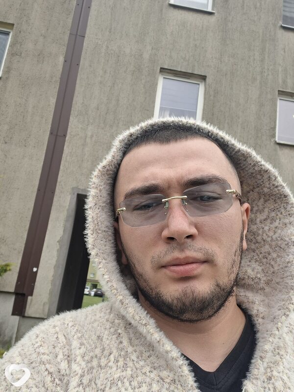 Husznud, Краков