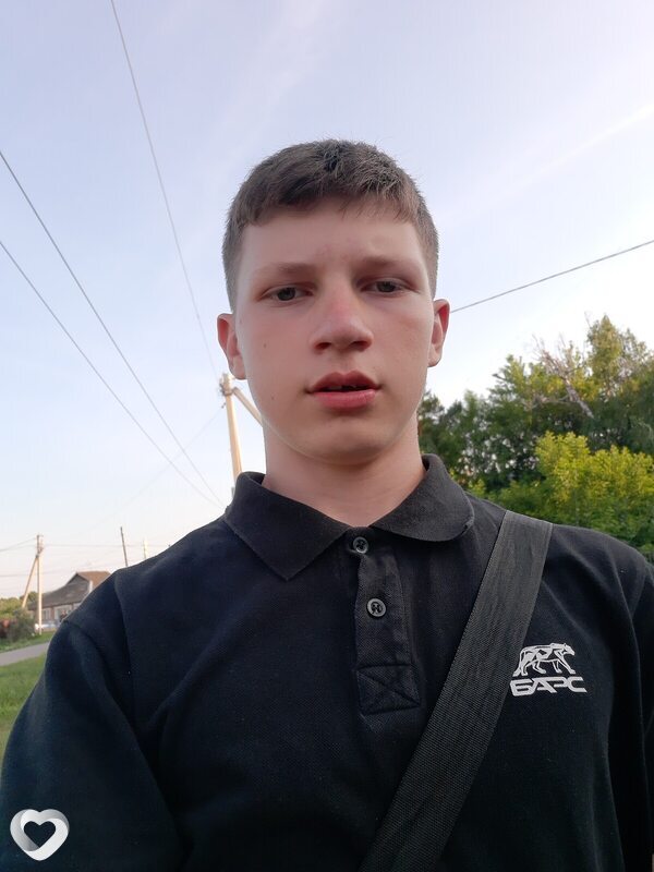 Михаил, 18, Омске — анкета №4484903