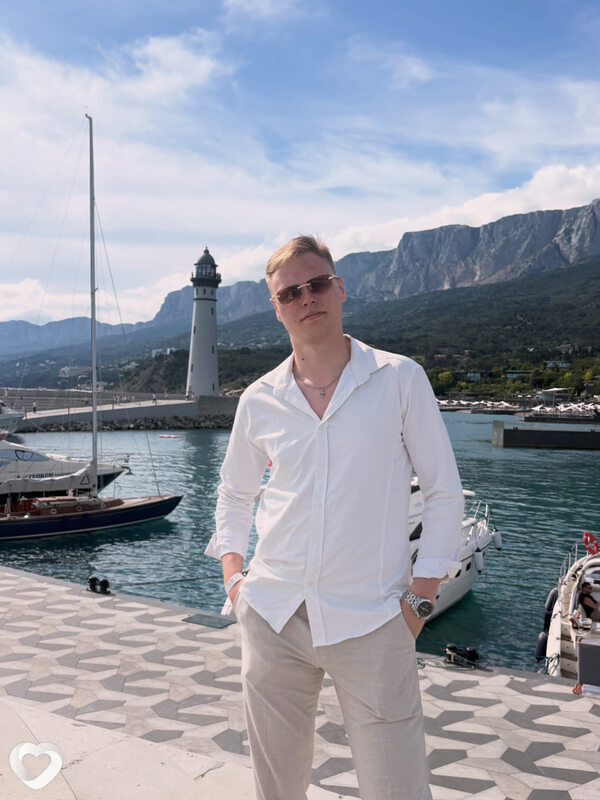 Денис, 24, Москве — анкета №4485109