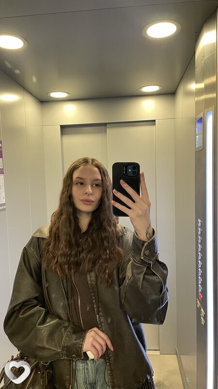 Алёна, 21, Челябинске — анкета №4485359