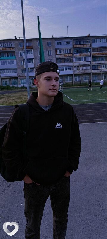 Анатолий, 20, Екатеринбурге — анкета №4486036