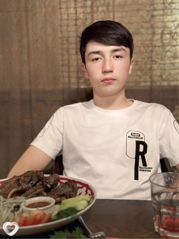 Амир, 21, Екатеринбурге — анкета №4486627