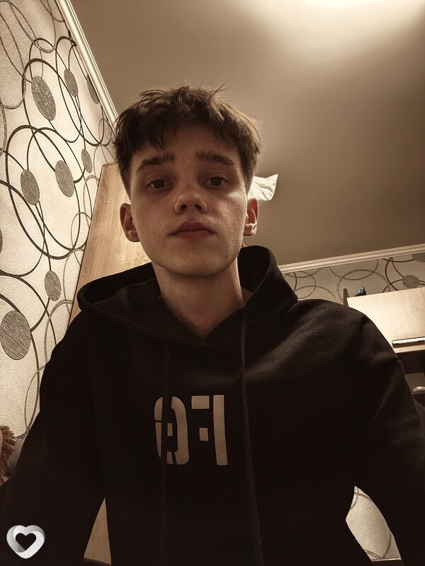 Денис, 19, Екатеринбурге — анкета №4487075
