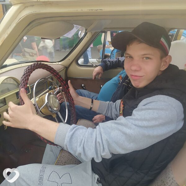 Dima, 18, Ленинске-Кузнецком — анкета №4487129