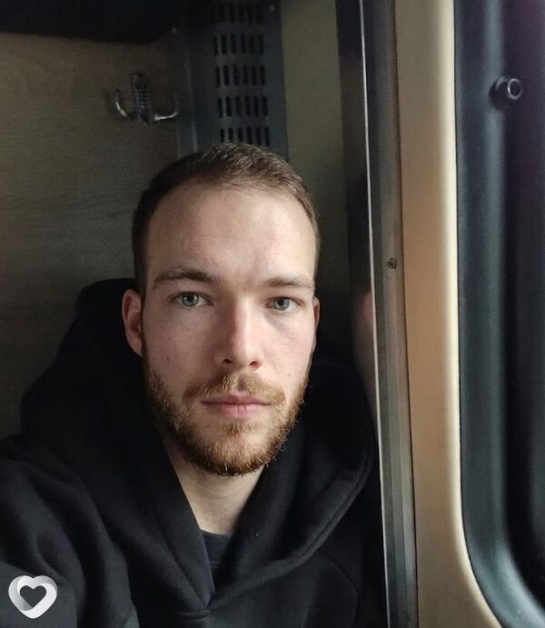 Юрий, 25, Ростове-на-Дону — анкета №4488327