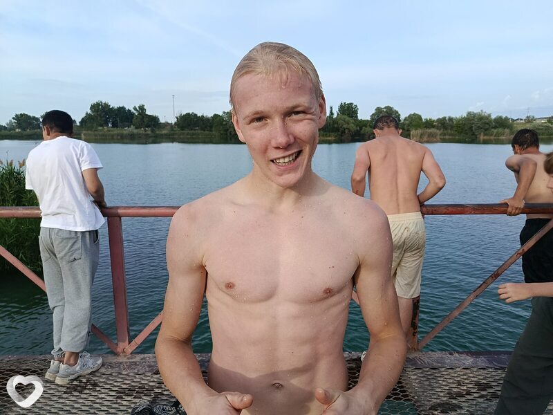 Леня, 27, Алматы — анкета №4487575