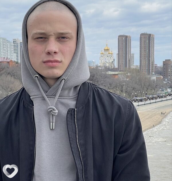 Максим, 25, Калининграде — анкета №4488258