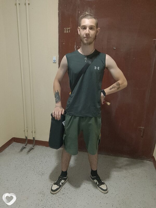 Дмитрий, 20, Мариуполе — анкета №4488272