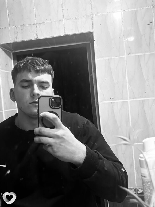 Антон, 21, Минске — анкета №4488453