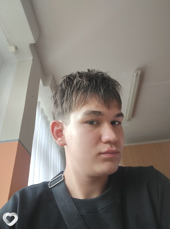 Леша, 18, Бобруйске — анкета №4489082