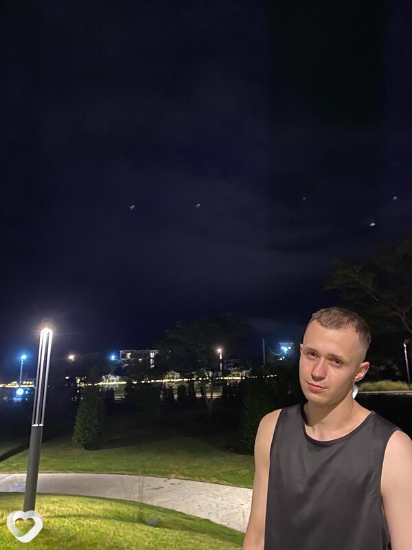 Богдан, 22, Краснодаре — анкета №4489589