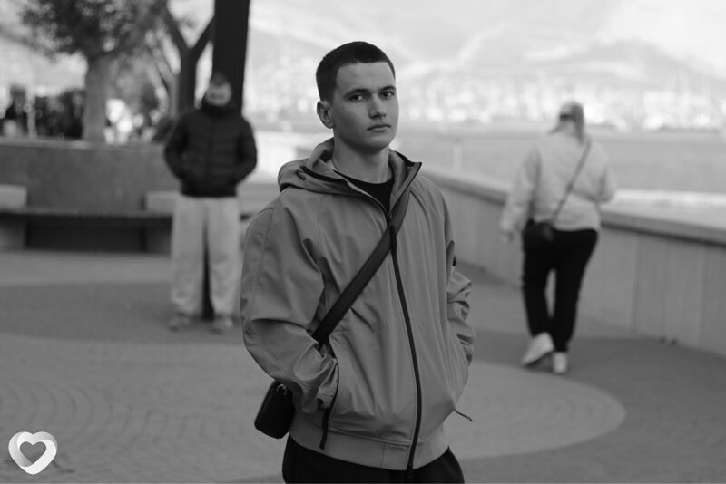 Дмитрий, 19, Тюмени — анкета №4490318