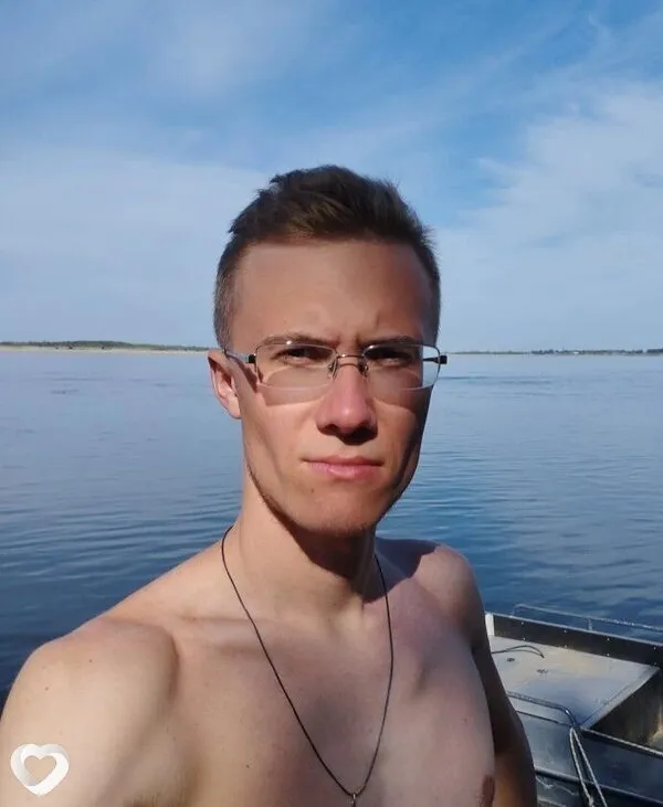 Артемий, 23, Москве — анкета №4492553