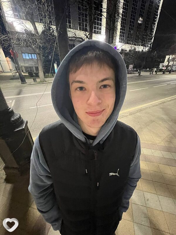 Иван, 18, Краснодаре — анкета №4493446
