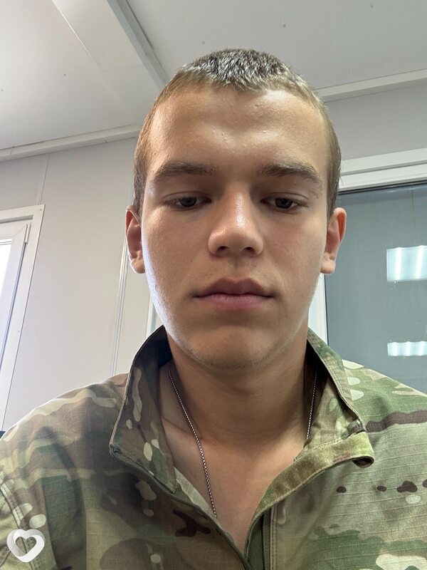 Данил, 19, Омске — анкета №4494895