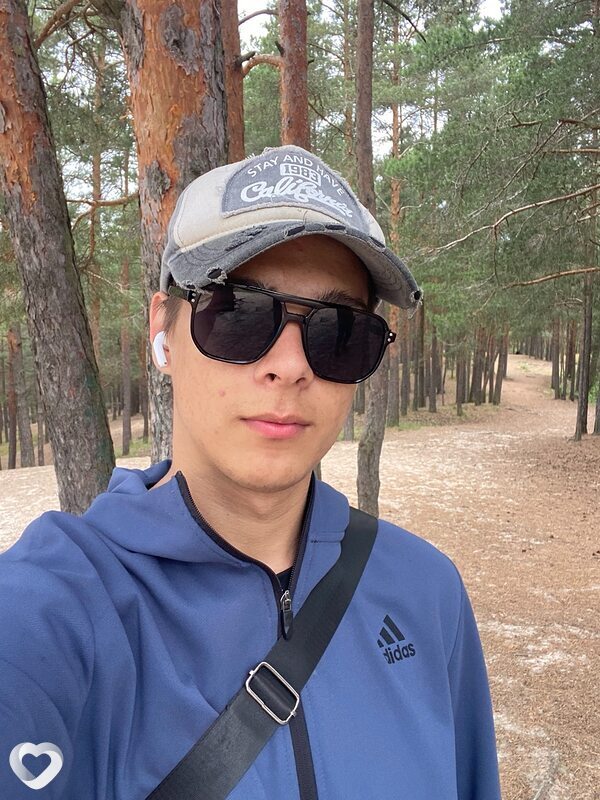Вадим, 19, Санкт-Петербурге — анкета №4495554